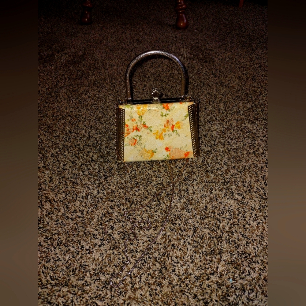 Mini Purse - Picture 4 of 6